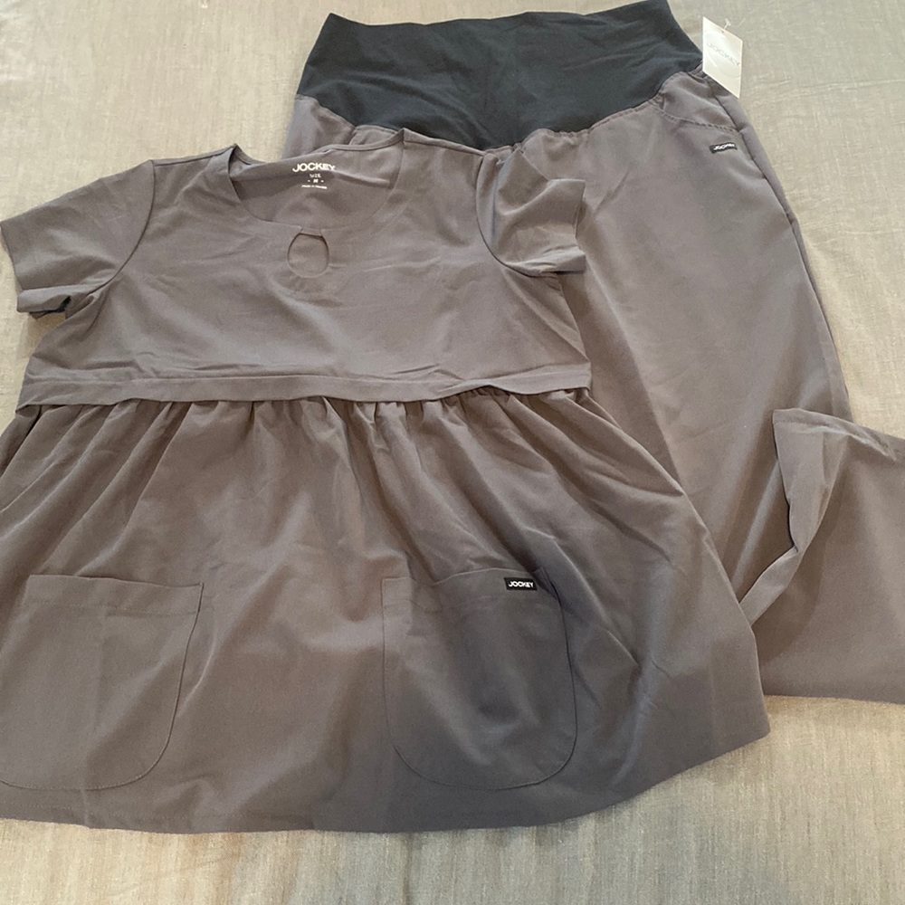 Jockey Maternity Scrub Set